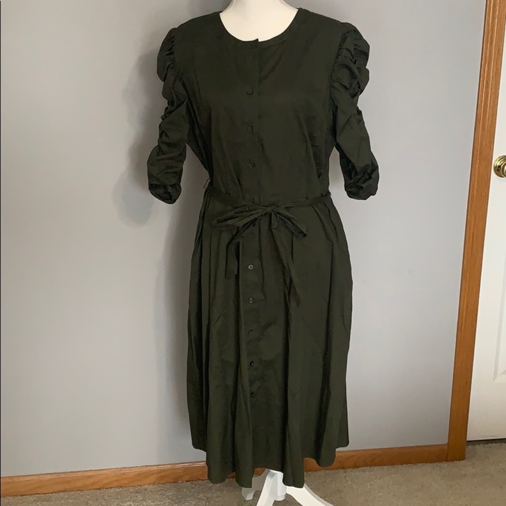 NWT WHO WHAT WEAR Midi dress